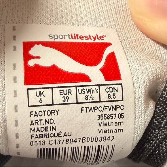 NEW! Puma Women's Caroline Stripe Wedge Sneakers Black & White Size 8.5 Shoes - Picture 14 of 15